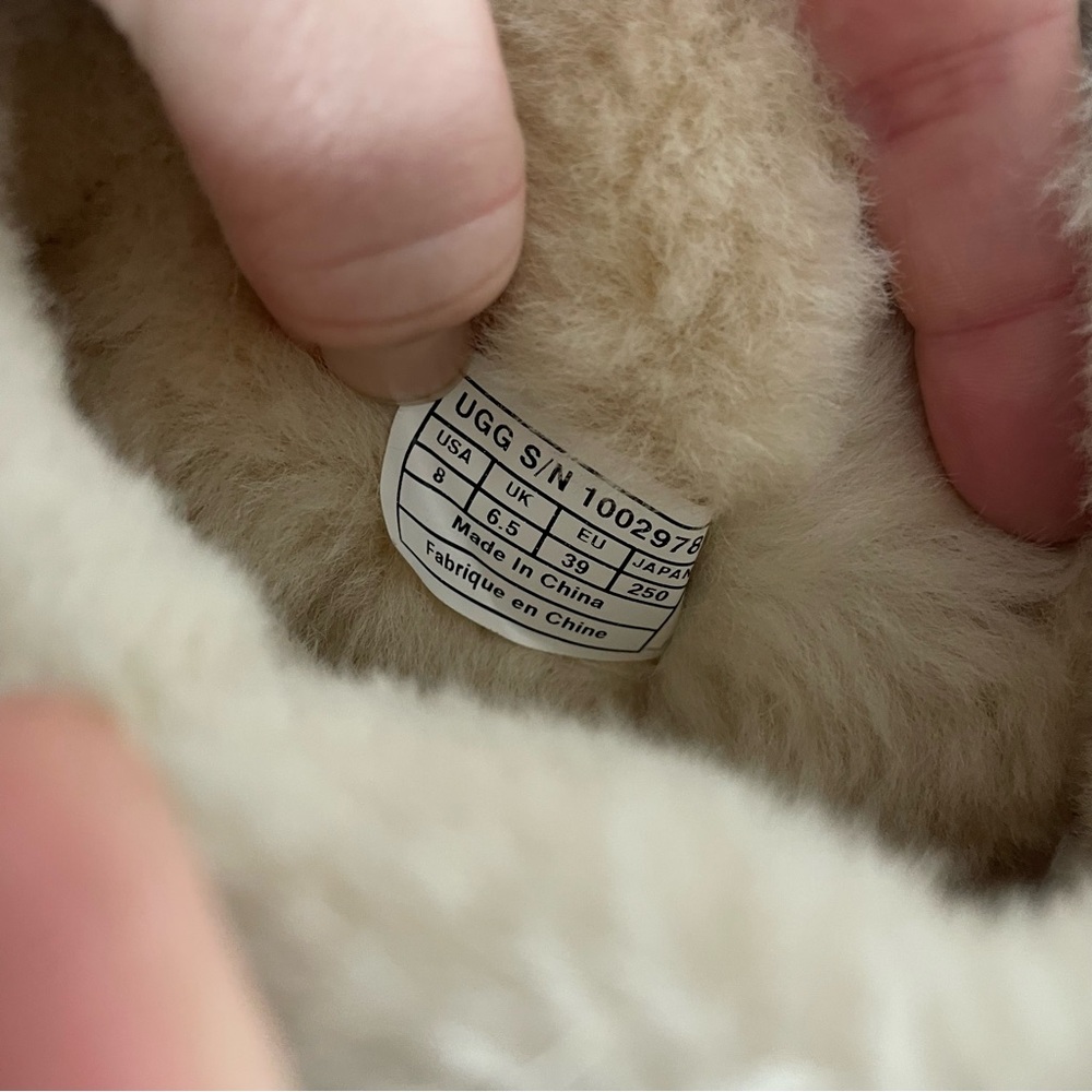 sequin uggs - image 6